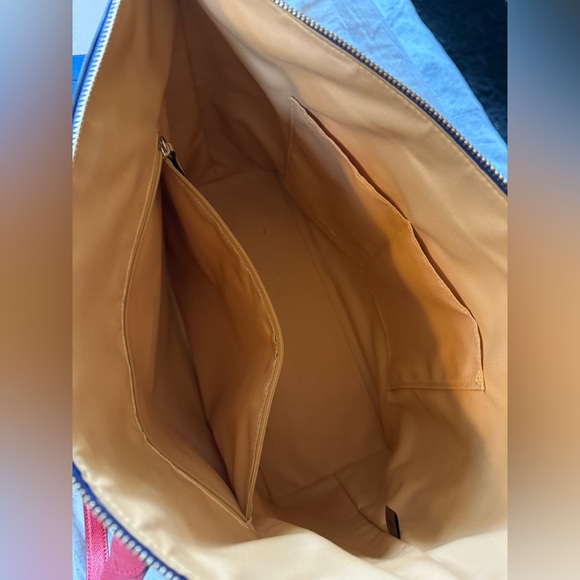 Coach Tote Purse - Picture 4 of 4